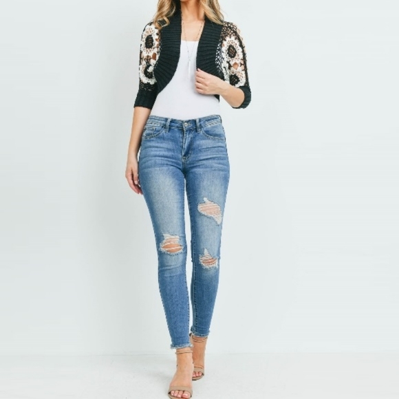 Chic Embroidered Wildflower Crop Cotton Cardigan Sweater Sleeve in Black - Picture 6 of 13